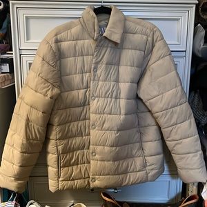 GAP Tan Colored Puffer Jacket US Men’s Size Large. Worn gently!